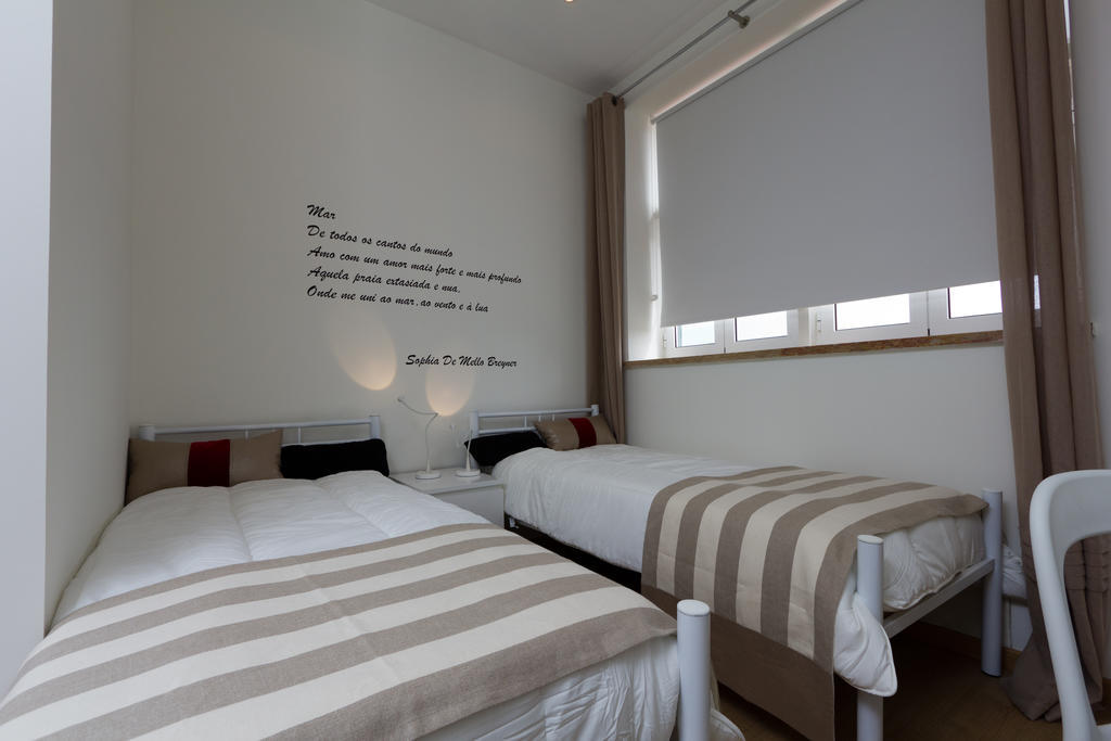 Turismo Do Seculo Hotel Estoril Bilik gambar A room at the hotel