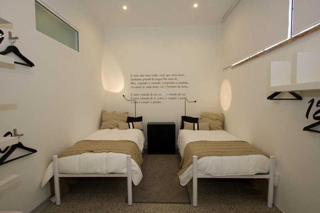 Turismo Do Seculo Hotel Estoril Bilik gambar A bedroom in the hotel