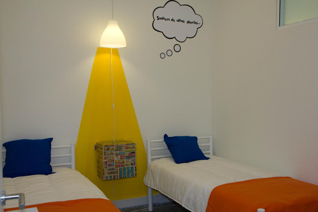 Turismo Do Seculo Hotel Estoril Bilik gambar A room at the hotel