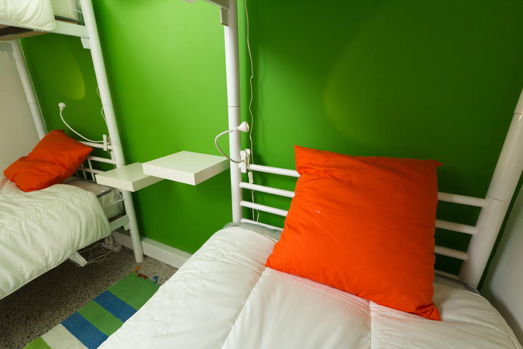 Turismo Do Seculo Hotel Estoril Bilik gambar A typical room at the hostel