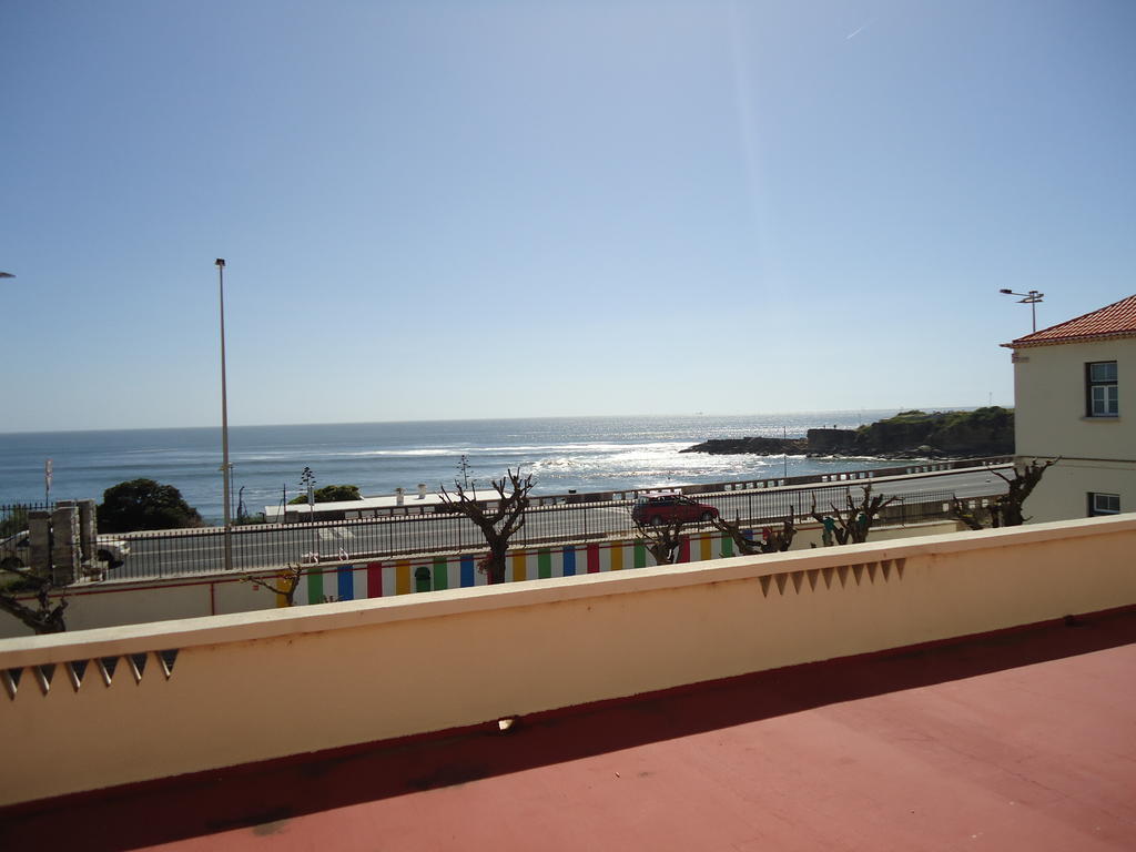 Turismo Do Seculo Hotel Estoril Luaran gambar View of the port of Porto Covo